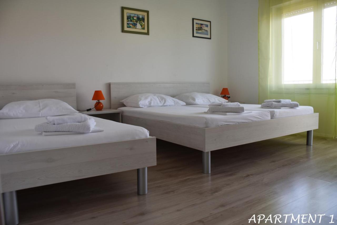 Apartments Luka Trogir Extérieur photo