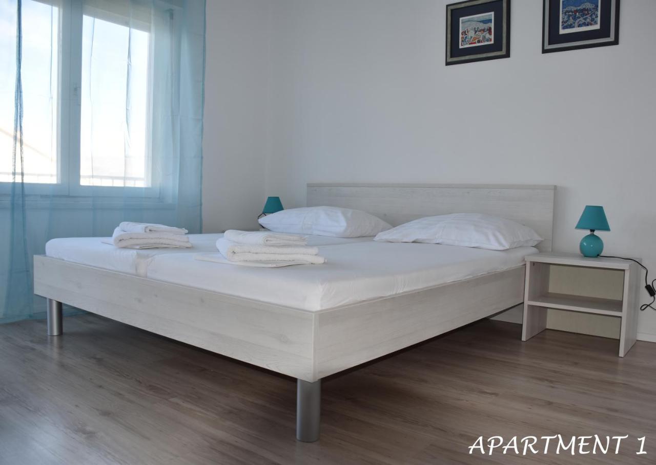 Apartments Luka Trogir Extérieur photo