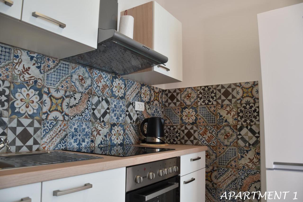 Apartments Luka Trogir Extérieur photo