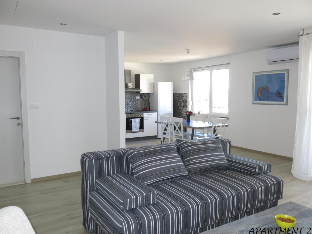 Apartments Luka Trogir Extérieur photo